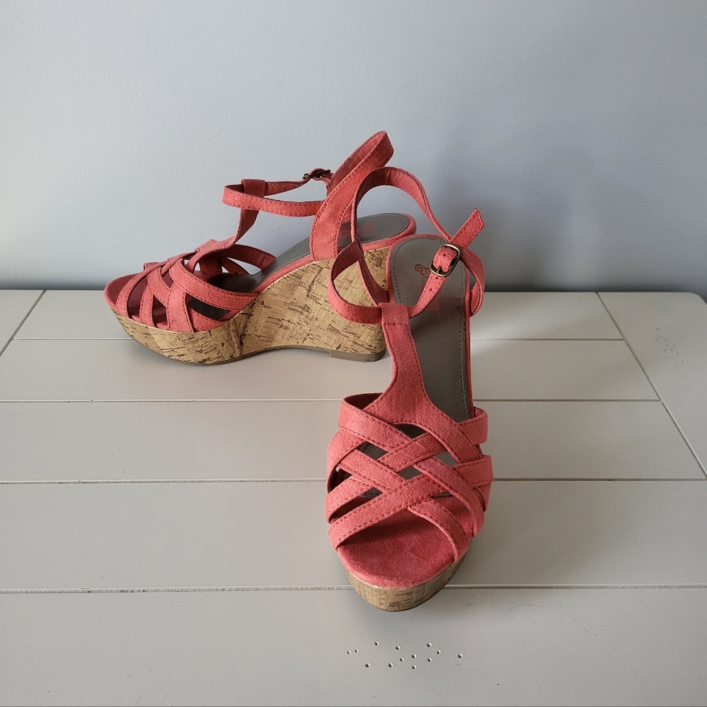 Brash salmon wedge sandals, size 10, never worn